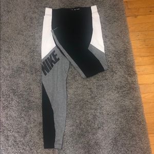 Nike leggings